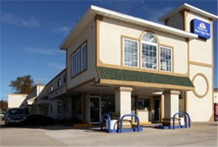 Americas Best Value Inn Macomb מראה חיצוני תמונה