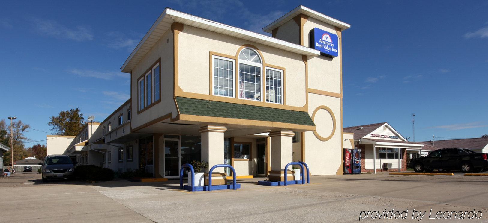 Americas Best Value Inn Macomb מראה חיצוני תמונה